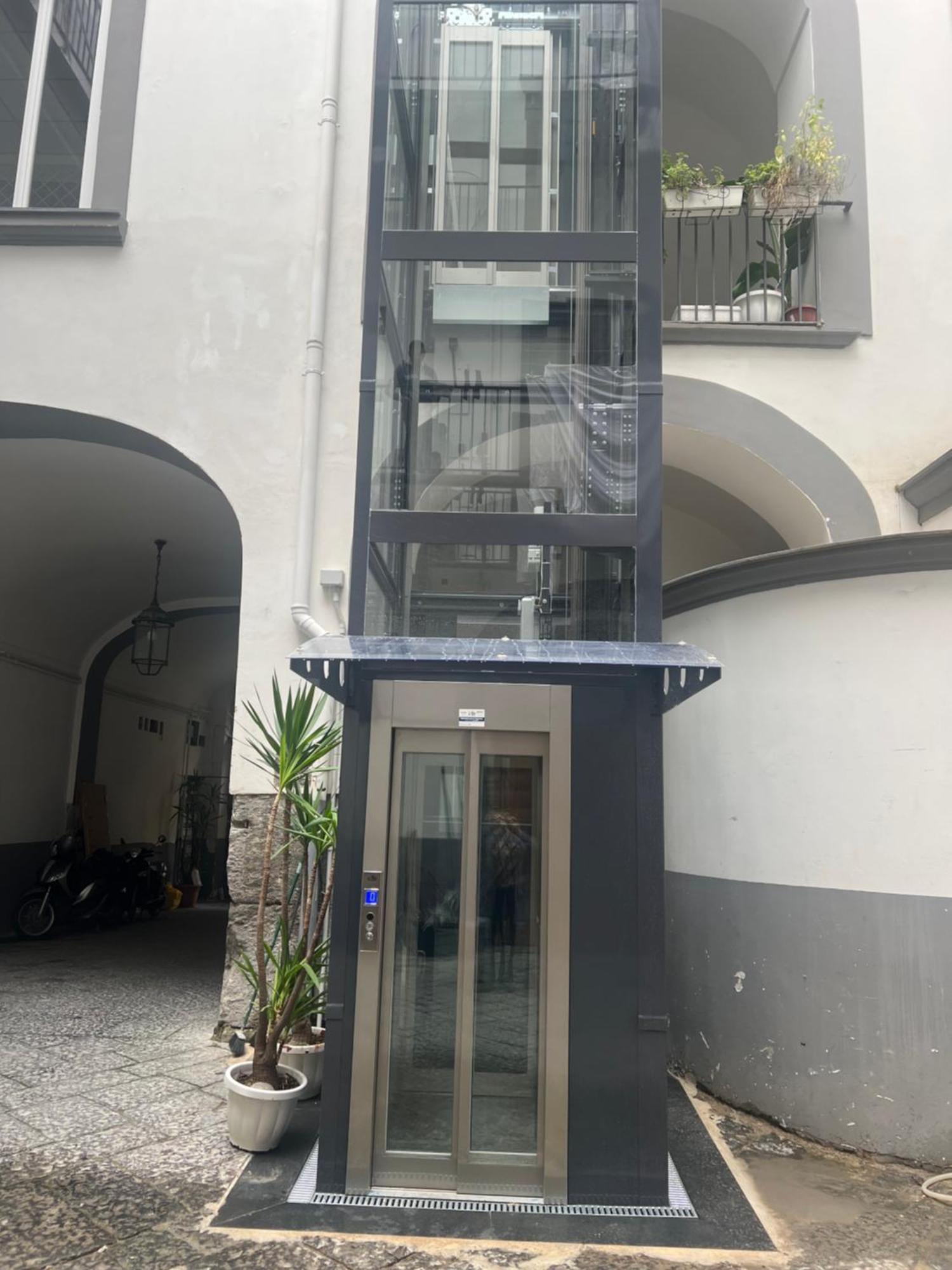 Varriale House Parking Free Small Car Naples Exterior photo